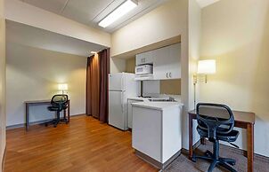 Extended Stay America Select Suites - Chicago - Darien