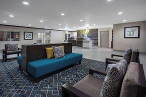 La Quinta Inn & Suites by Wyndham Peru Starved Rock St Park