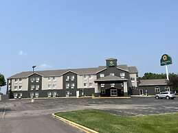 La Quinta Inn & Suites by Wyndham Peru Starved Rock St Park