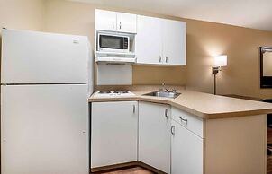 Extended Stay America Suites Indianapolis Airport