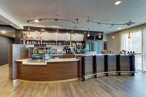 Courtyard Lexington South/Hamburg Place