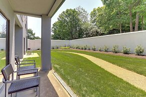 Courtyard Lexington South/Hamburg Place