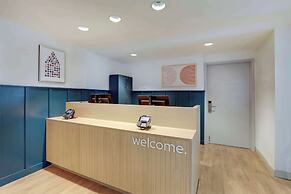 Sonesta Simply Suites Boston Braintree