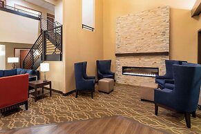 Comfort Suites