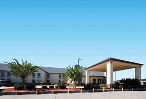 Columbia Inn & Suites