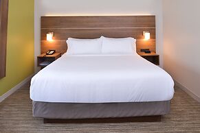 Holiday Inn Express & Suites Omaha - 120th and Maple by IHG