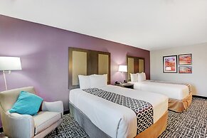 La Quinta Inn & Suites by Wyndham Las Vegas Nellis