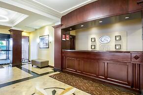 Comfort Suites at Woodbridge