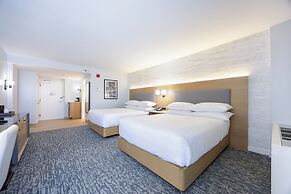 DoubleTree by Hilton New York JFK Airport