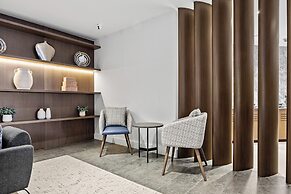 DoubleTree by Hilton New York JFK Airport