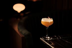 Martinique New York on Broadway, Curio Collection by Hilton