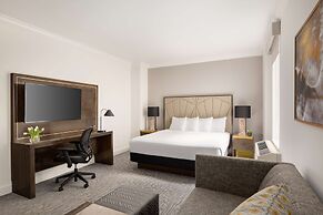 Martinique New York on Broadway, Curio Collection by Hilton