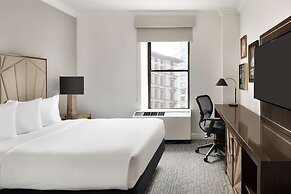 Martinique New York on Broadway, Curio Collection by Hilton