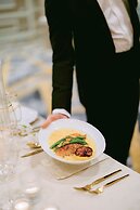 Martinique New York on Broadway, Curio Collection by Hilton