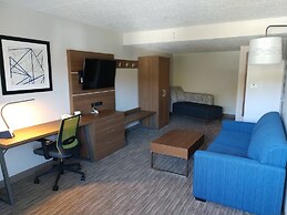Holiday Inn Express Murrysville - Delmont by IHG