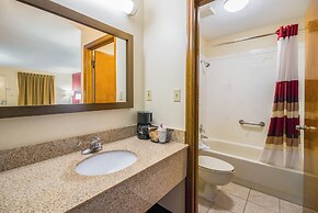 Red Roof Inn Clarksville