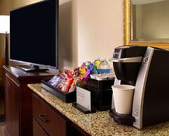 Embassy Suites by Hilton Dulles Airport