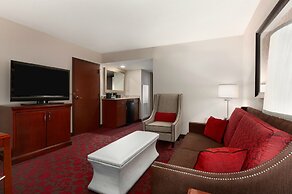 Embassy Suites by Hilton Dulles Airport