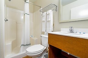 HomeTowne Studios Tacoma - Puyallup