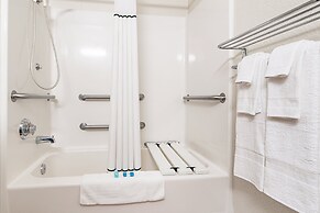 HomeTowne Studios Tacoma - Puyallup