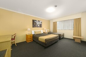 Mt Ommaney Hotel Apartments