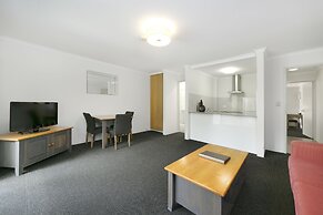 Mt Ommaney Hotel Apartments