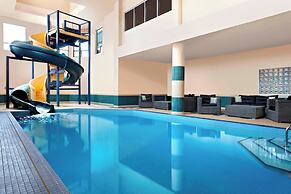 Four Points by Sheraton Hotel & Suites Calgary West
