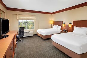 La Quinta Inn & Suites by Wyndham Atlanta Ballpark/Galleria