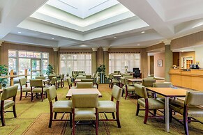 La Quinta Inn & Suites by Wyndham Fremont / Silicon Valley