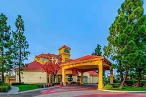La Quinta Inn & Suites by Wyndham Fremont / Silicon Valley