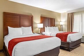 Comfort Inn & Suites Macon North I-75
