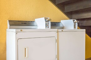 Super 8 by Wyndham Dublin