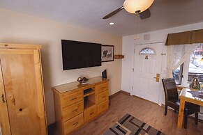 Stardust Lodge