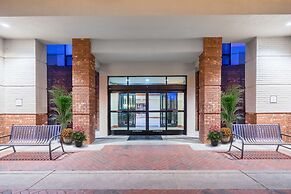 Staybridge Suites Memphis - Poplar Ave East by IHG