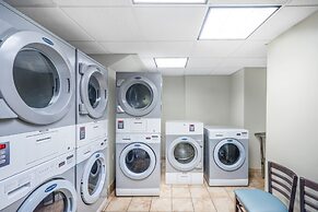 Staybridge Suites Memphis - Poplar Ave East by IHG