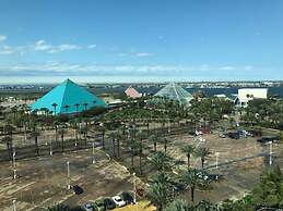 Moody Gardens Hotel, Spa and Convention Center