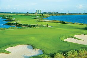 Moody Gardens Hotel, Spa and Convention Center