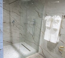 Rainbow Towers Hotel And Conference Centre