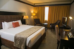 Rainbow Towers Hotel And Conference Centre