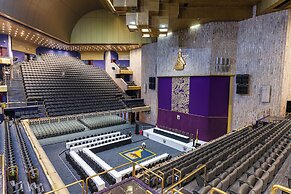 Rainbow Towers Hotel And Conference Centre