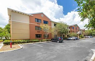 Extended Stay America Suites Ft Lauderdale Cyp Crk NW 6th Wy