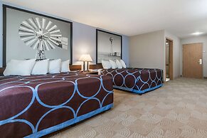 Super 8 by Wyndham Beloit KS