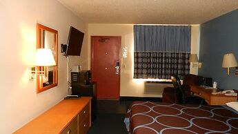 Super 8 by Wyndham Potosi