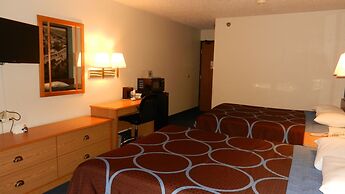 Super 8 by Wyndham Potosi