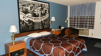 Super 8 by Wyndham Potosi