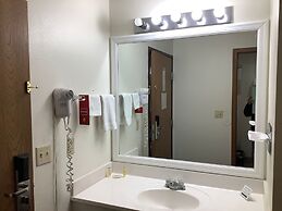 Super 8 by Wyndham Riverside/Kansas City