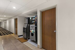 Red Lion Inn & Suites Gretna