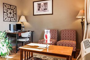 Rodeway Inn