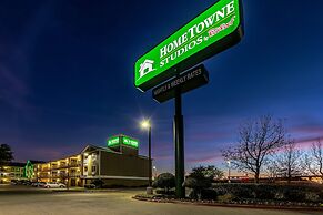 HomeTowne Studios by Red Roof Dallas - Mesquite