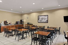 Super 8 by Wyndham Roseburg